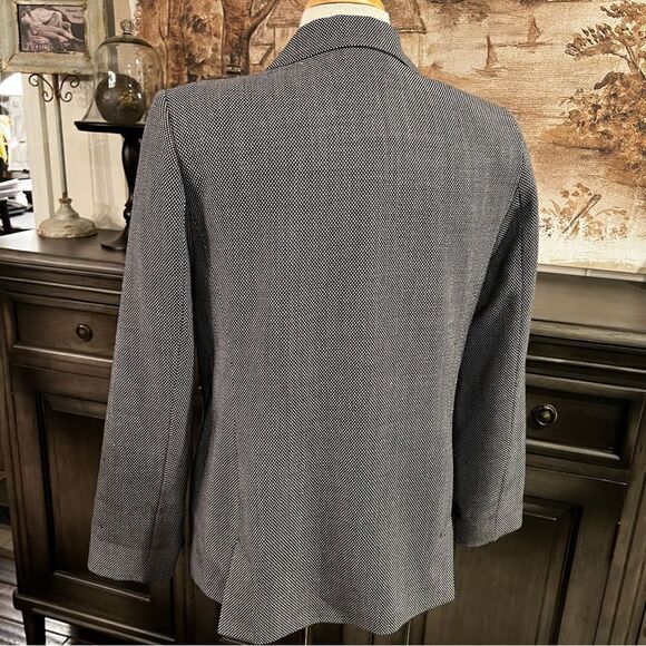 Vintage Pendleton Wool Blazer Navy Herringbone Padded Shoulders, size 12 - Picture 4 of 11